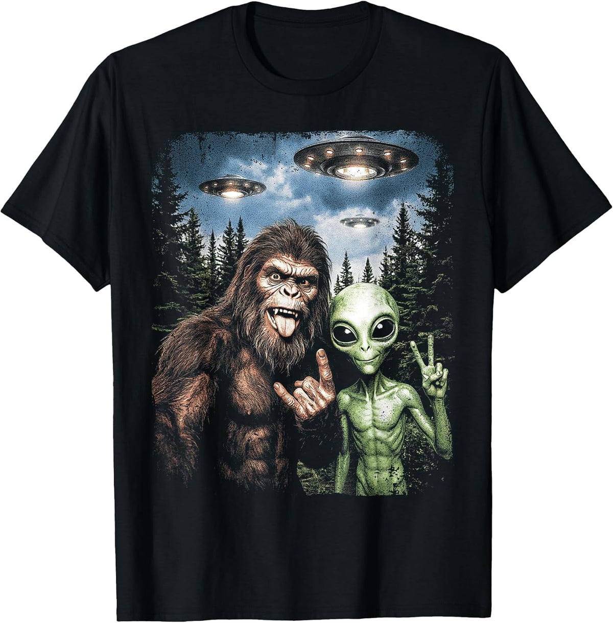 Bigfoot Alien Selfie Rock On Peace Sign Funny UFO Sasquatch T-Shirt