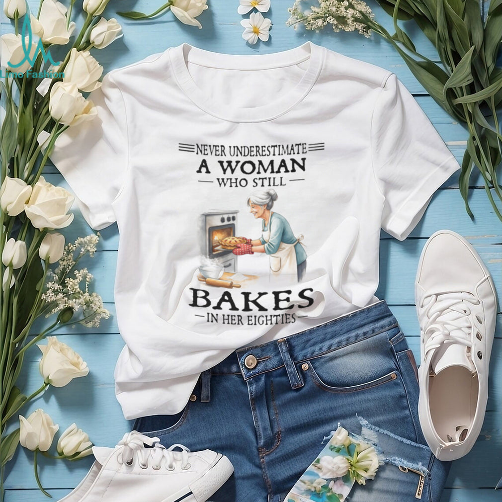 Baking Woman Grandma Old Fashioned Kitchen Hobby Shirt