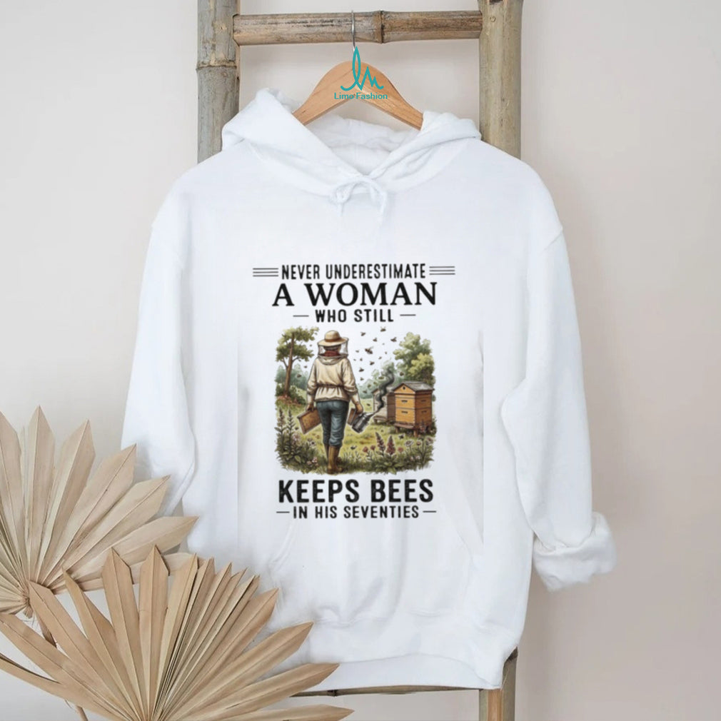 Bee Keeper Woman Never Underestimate Keeps Bees 70s Shirt