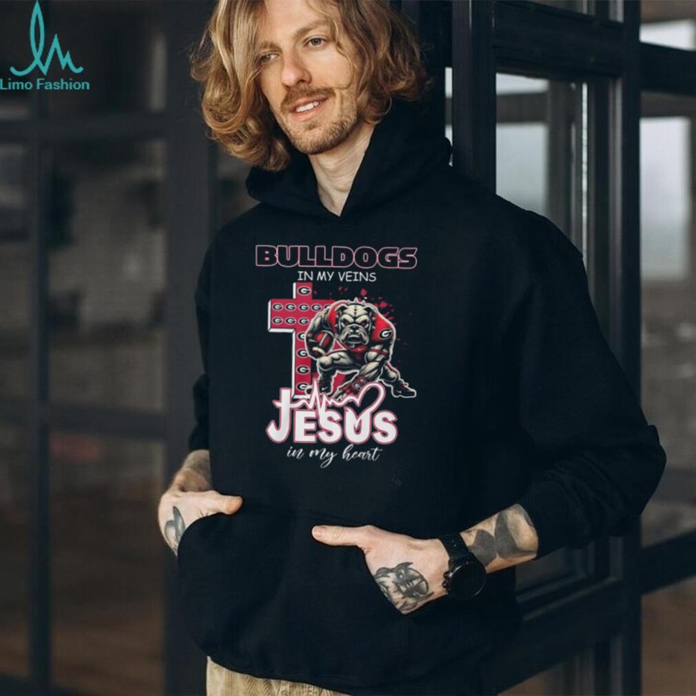 Georgia Bulldogs In My Veins Jesus In My Heart Christian Fan T Shirt