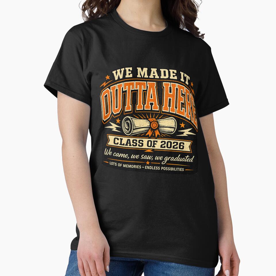 Class of 2026 Graduation Shirt – Retro Vintage Senior Tee by Swanny's Custom T-shirt and Gift Designs